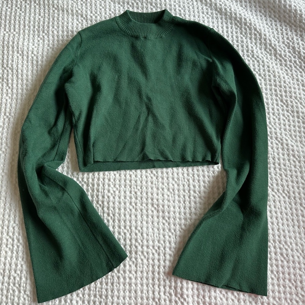 Cropped sweater